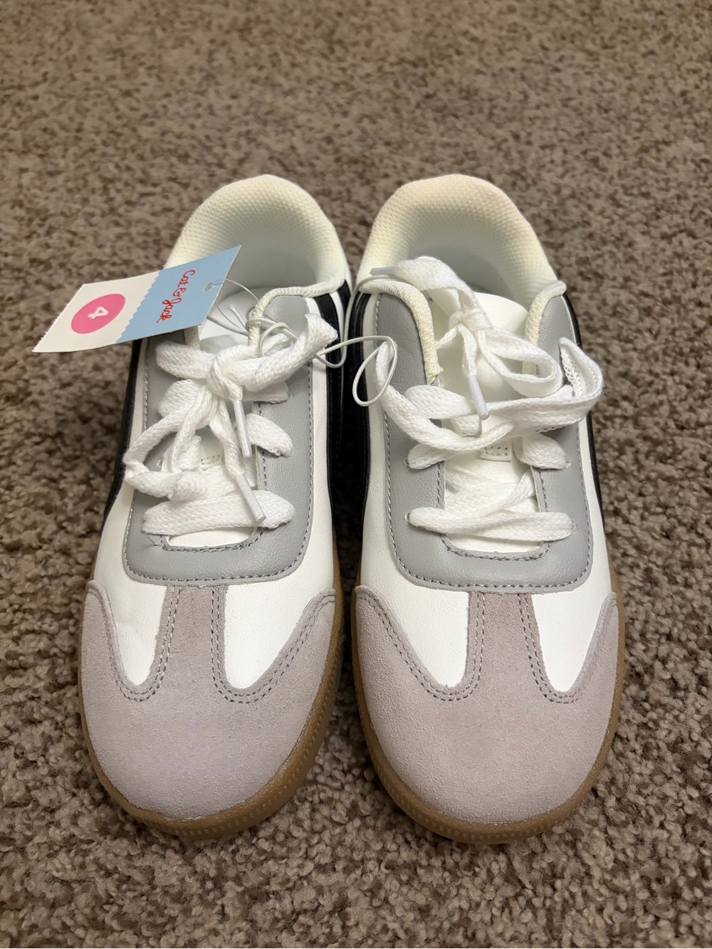 Cat & Jack sneakers size 4 NWT
